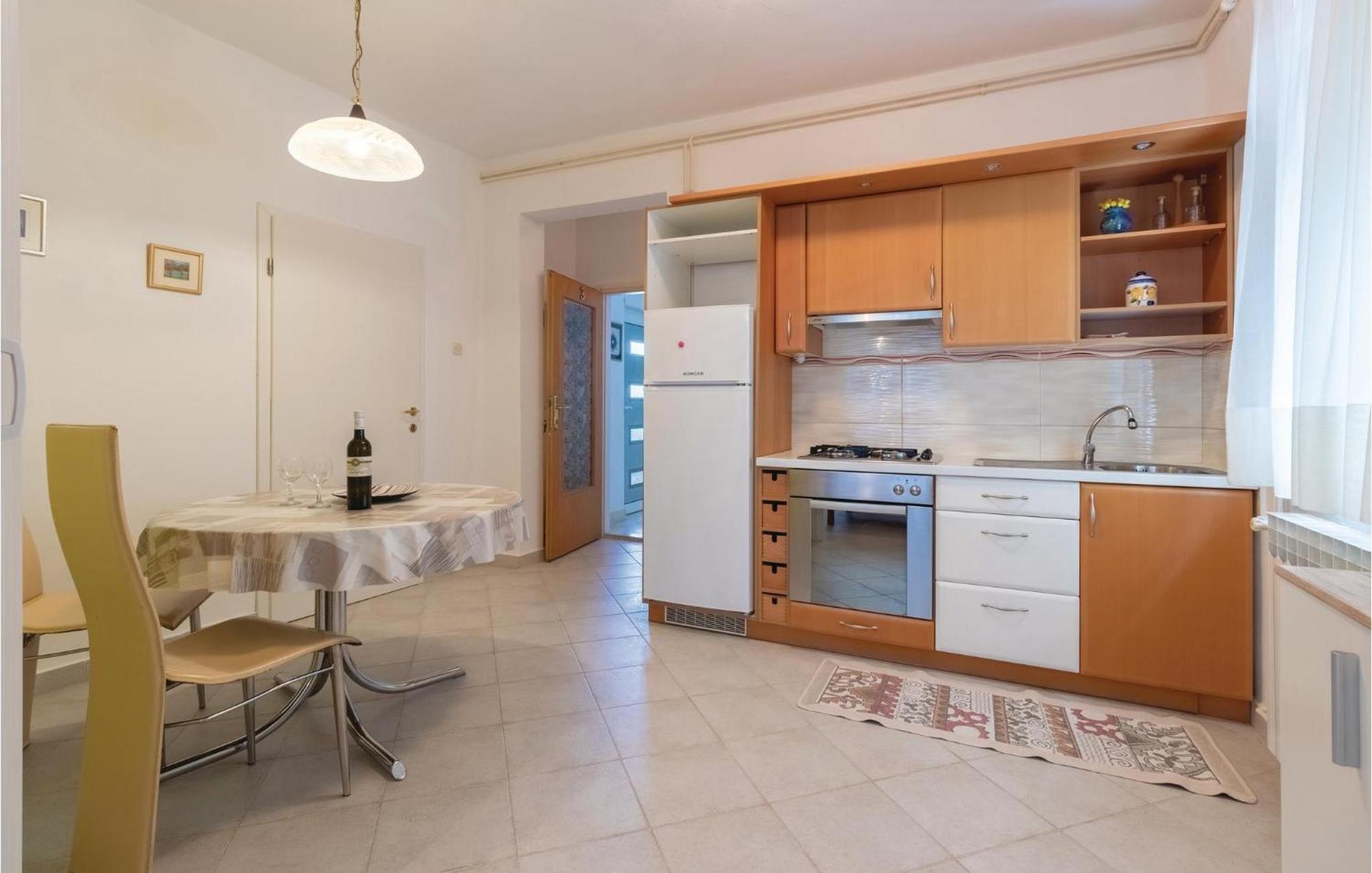 Nice Apartment In Zadar With Kitchen Extérieur photo