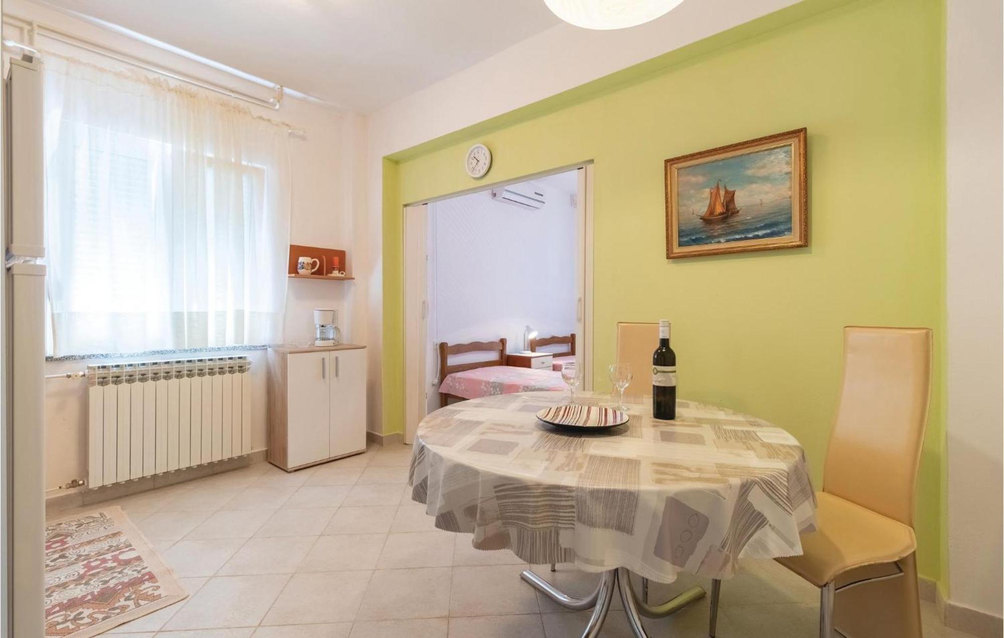 Nice Apartment In Zadar With Kitchen Extérieur photo